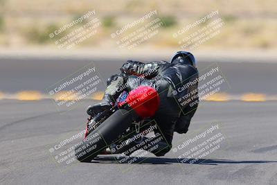 media/Oct-08-2022-SoCal Trackdays (Sat) [[1fc3beec89]]/Turn 11 Backside (1145am)/